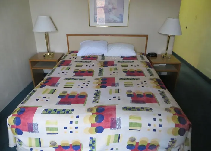 Hotel Homestyle And Springfield